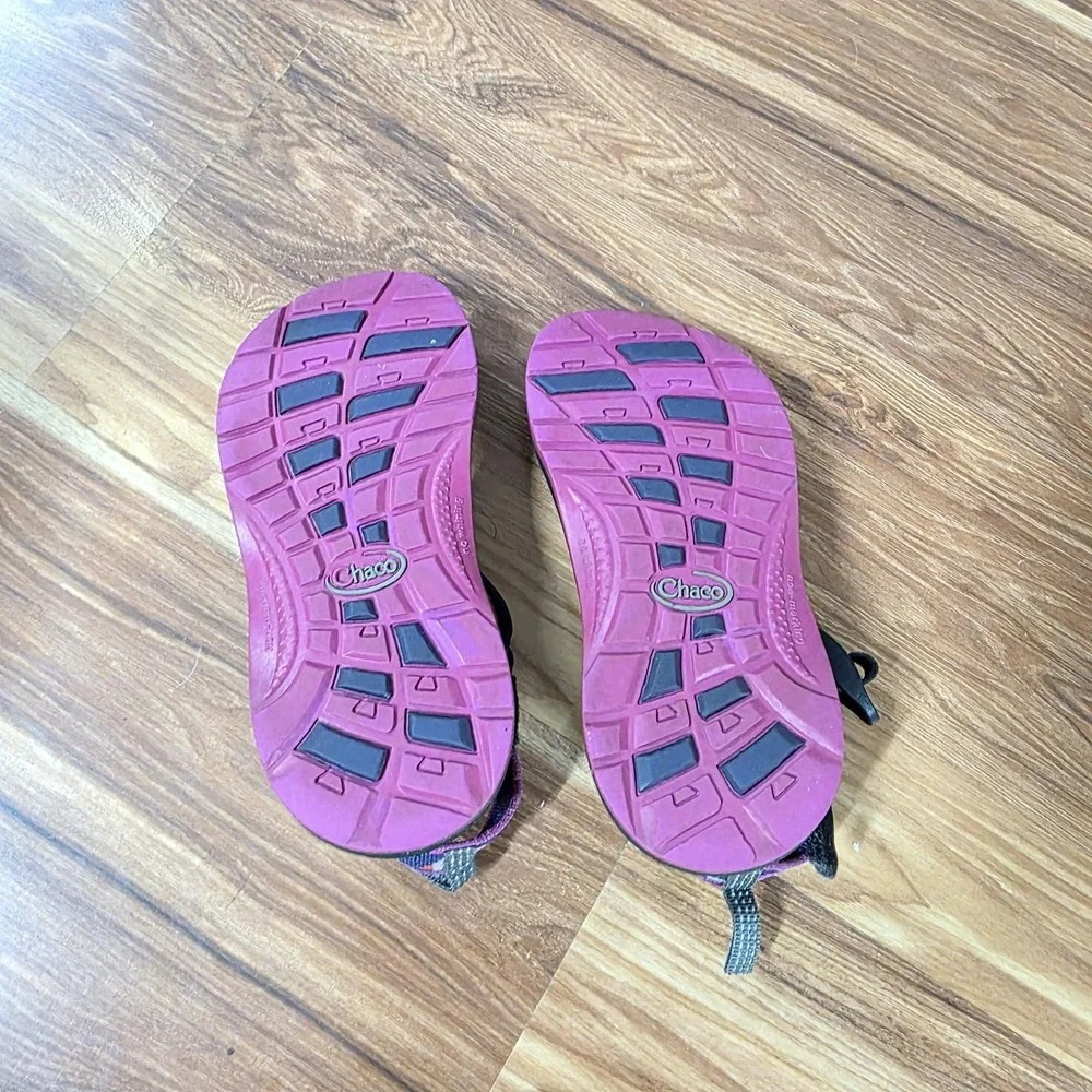 Chaco ZX/1 EcoTread Sandals Kids Size 1 Purple Wildflower Strappy Water Hiking